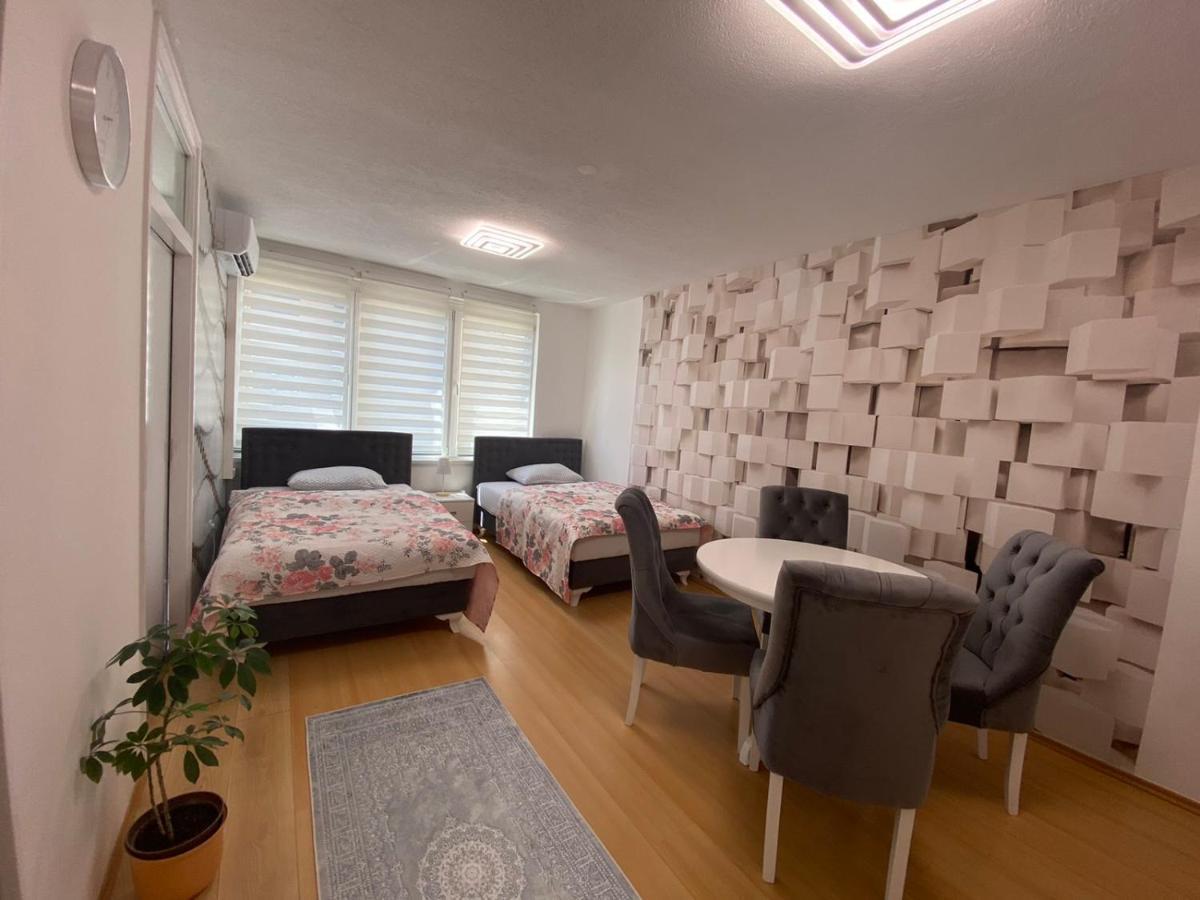 Apartman Citylux บีฮัช ภายนอก รูปภาพ