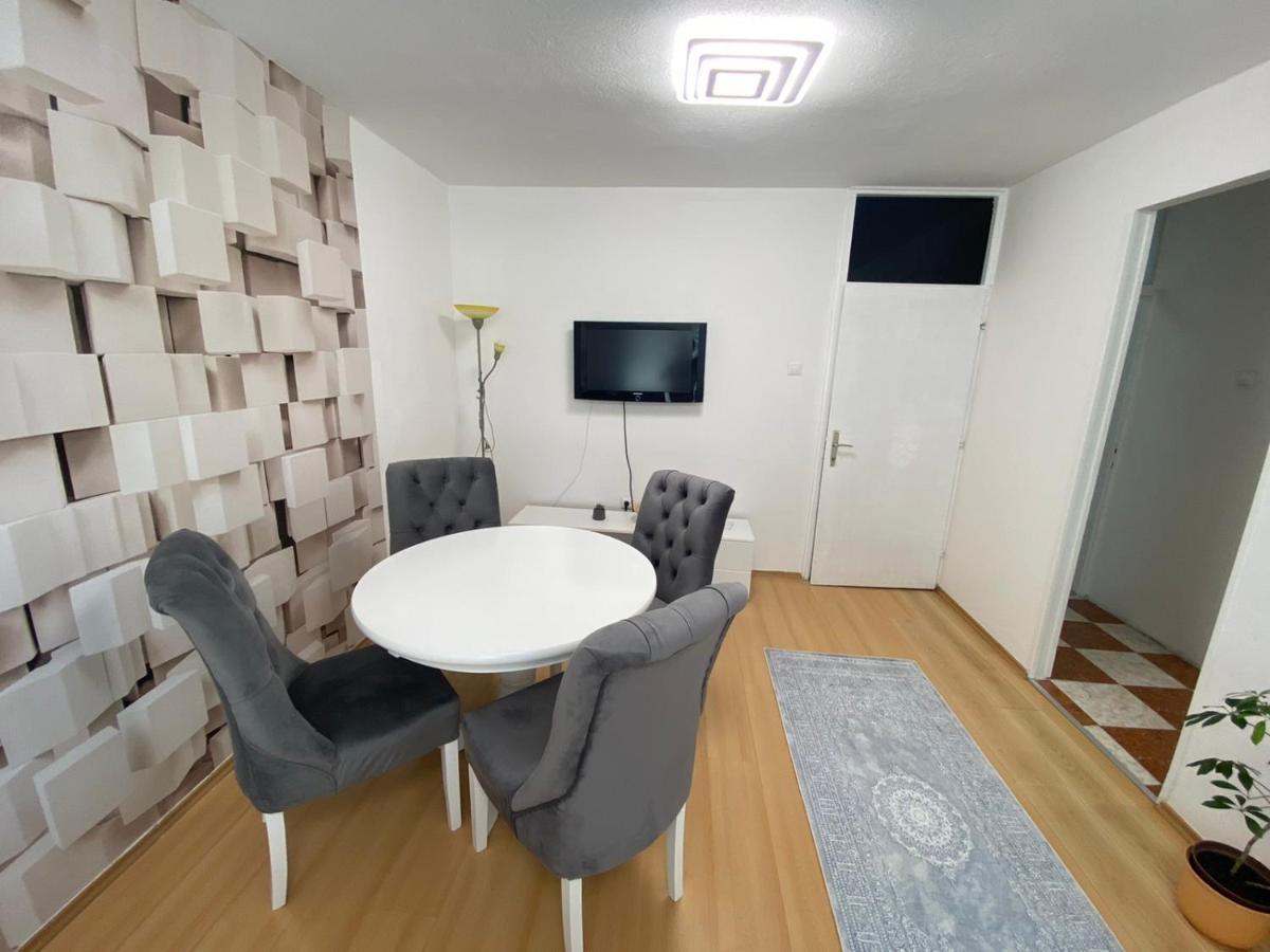 Apartman Citylux บีฮัช ภายนอก รูปภาพ